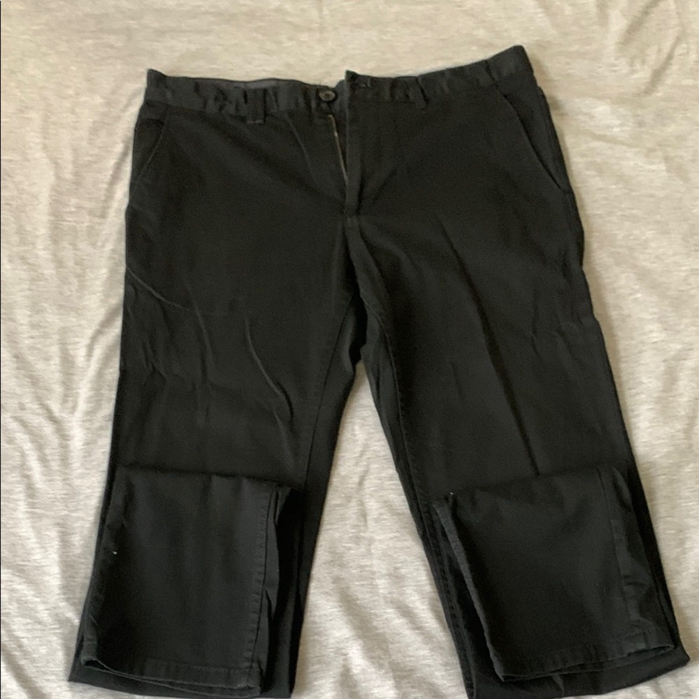 Zara Black Chinos Sleek Minimalist Design